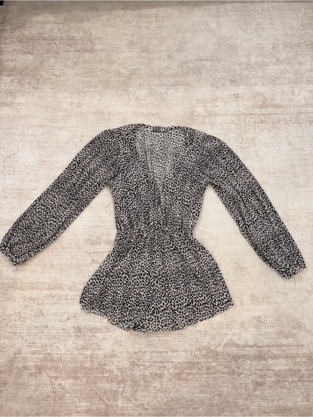 Women's Cheetah Leopard print long sleeve romper